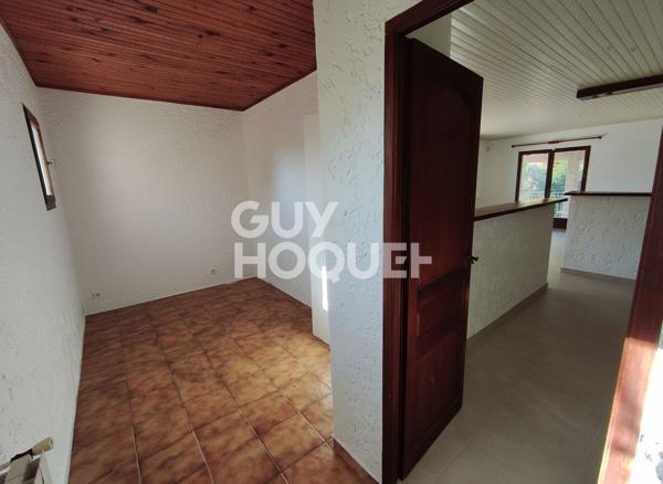 Maison 5 pièces - 127 m² - PP - ENTRAIGUES sur la SORGUE - Terrain 629 m² - Piscine