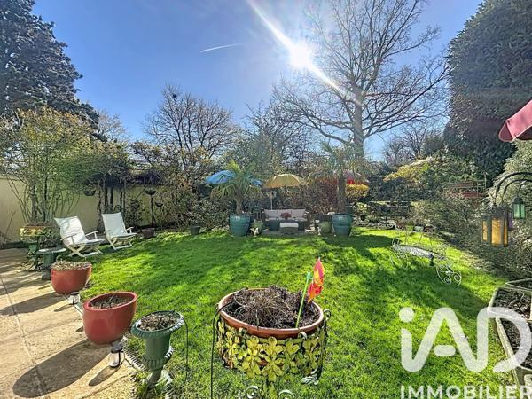 Maison à vendre 6 pièces 200 m² Vaucresson