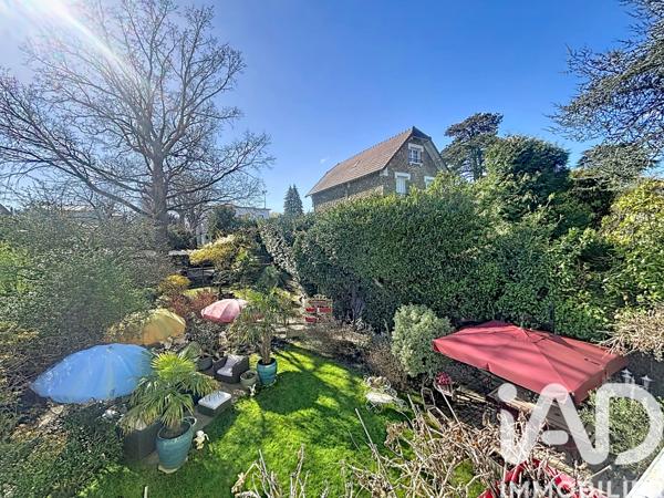Maison à vendre 6 pièces 200 m² Vaucresson