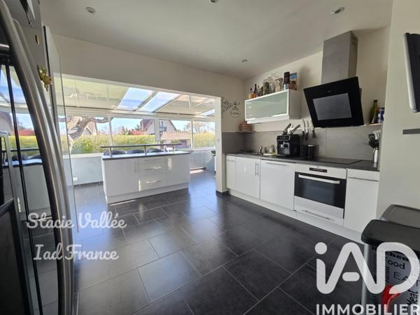 Maison à vendre 5 pièces 128 m² Les Baux-Sainte-Croix