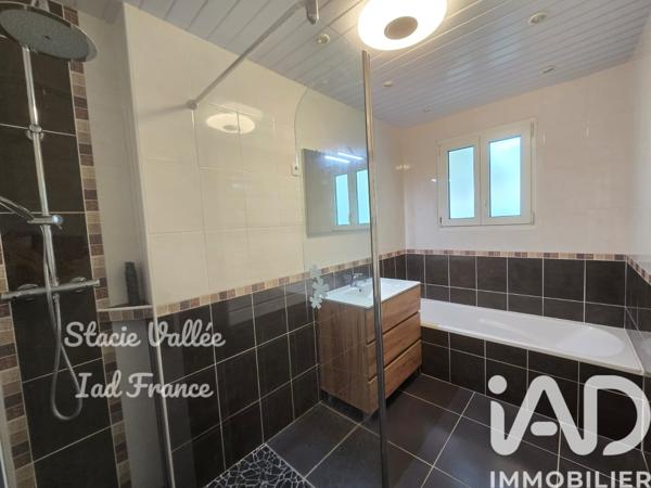 Maison à vendre 5 pièces 128 m² Les Baux-Sainte-Croix