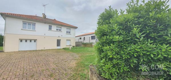 Chantonnay maison de 121 m² sur deux niveaux  Chantonnay (85110)