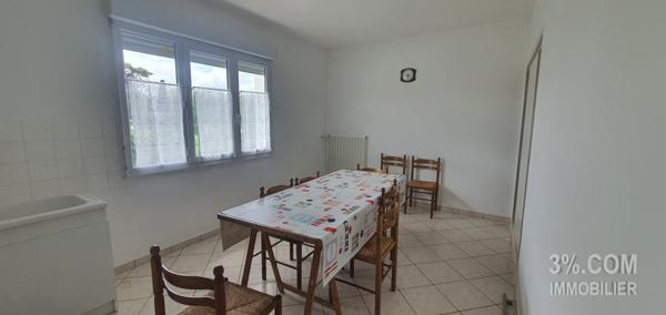 Chantonnay maison de 121 m² sur deux niveaux  Chantonnay (85110)