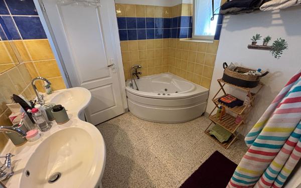 Maison à vendre    4 pièces • 97 m2 Vedène