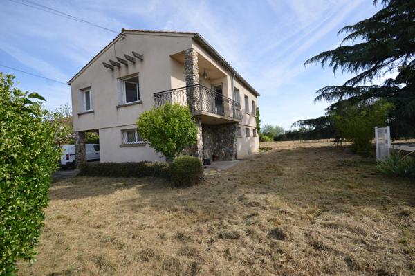 Maison T5 105m² garage de 63m² terrain de 1500m²