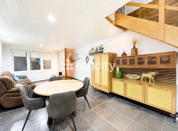 Maison
         4 pièces
        - 94 m² 207 900 € *
