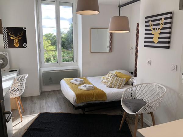 Immeuble de 5 studios