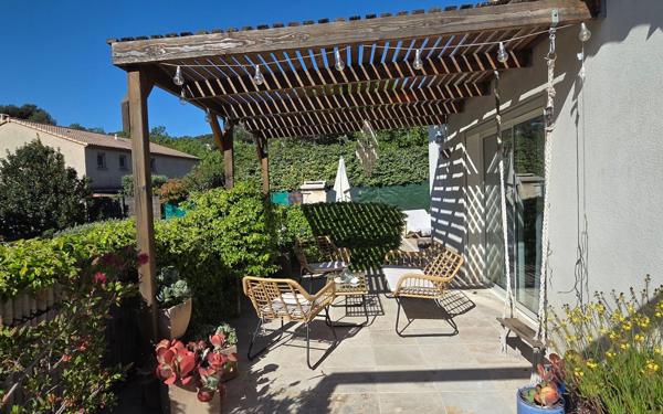 Maison à vendre    4 pièces • 105 m2 Roquevaire