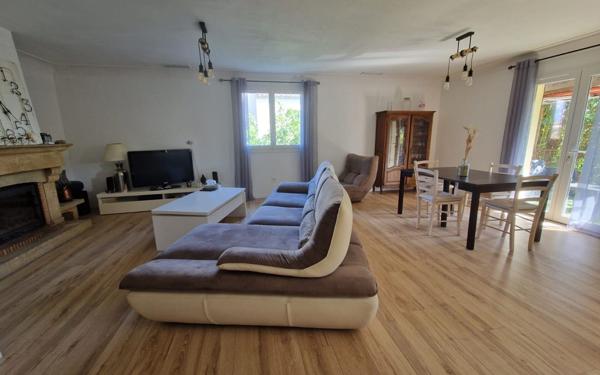 Maison à vendre    6 pièces •  Milhaud