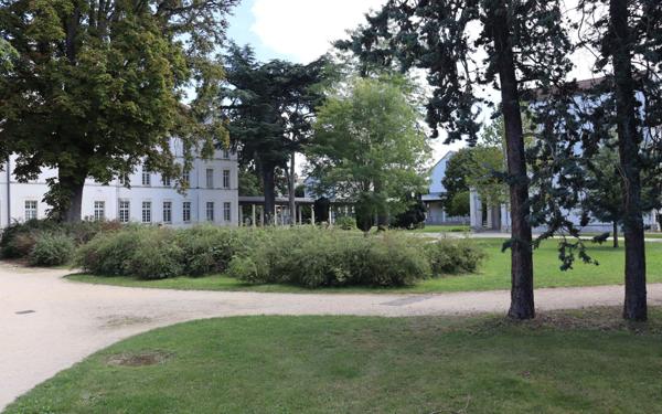 Appartement à vendre    2 pièces • 46,30 m2 Auxerre