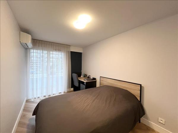 Appartement à vendre |  Châteauroux |  6 pièces | 141 m²