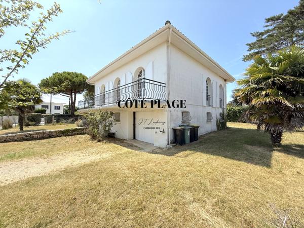 Vaux-sur-Mer (17640) EXCLUSIVITÉ - VAUX SUR MER 250 M PLAGE - MAISON A RENOVER AU PRIX DE 651 000 € HAI