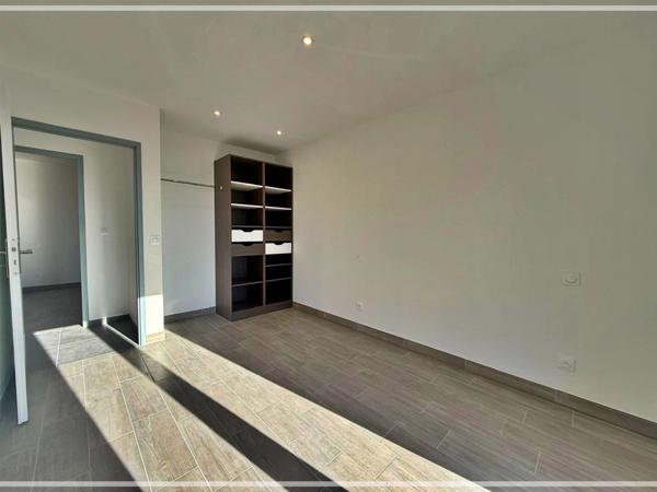 Maison à vendre 4 pièces ROMETTE (05)