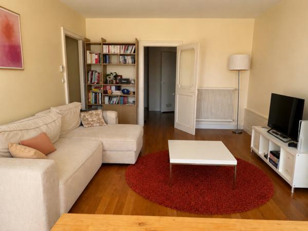 Appartement
                                                                                                                                                                                                                                                                                                                        3 pièce(s)                                                                                                                                                                                                          2 chambre(s)                                                                                                                                                                                                          70.6  m²
