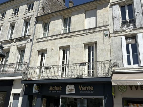 Appartement
                                                                                                                                                                                                                                                                                                                        3 pièce(s)                                                                                                                                                                                                          2 chambre(s)                                                                                                                                                                                                          70.6  m²