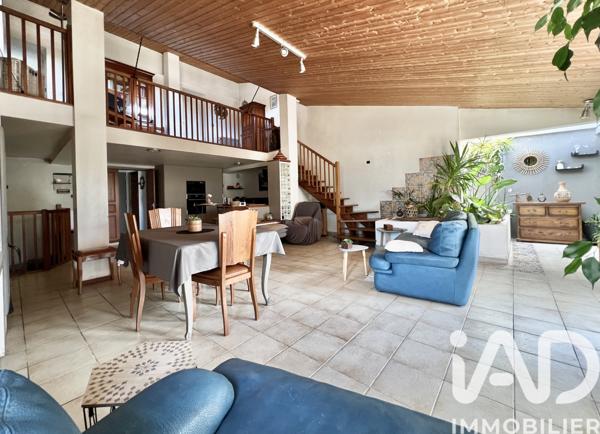 Maison à vendre 8 pièces 240 m² Thairé