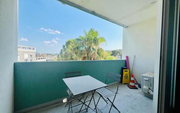 Appartement à vendre    3 pièces •  Nîmes