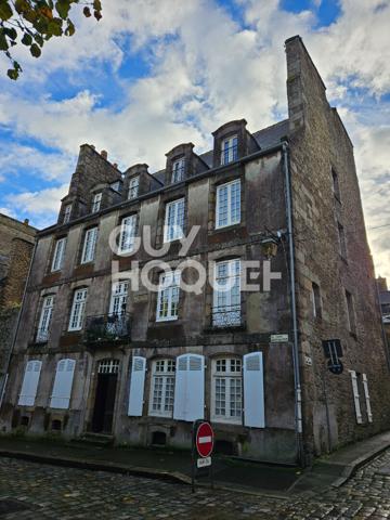 OPPORTUNITÉ INVESTISSEUR & PATRIMOINE - IMMEUBLE DE CARACTÈRE - CENTRE HISTORIQUE DE DINAN