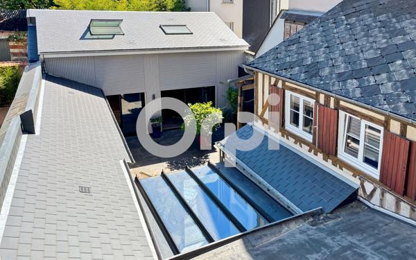 Maison à vendre    10 pièces • 276 m2 Évreux