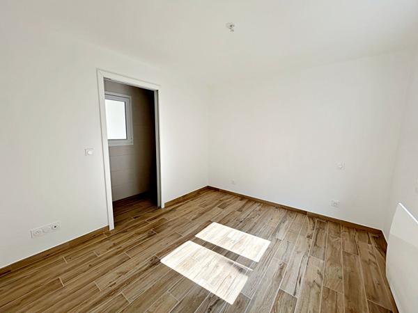 Maison Neuve (2025) à vendre - 4 pièces, 3 chambres - Hyper centre de Roanne