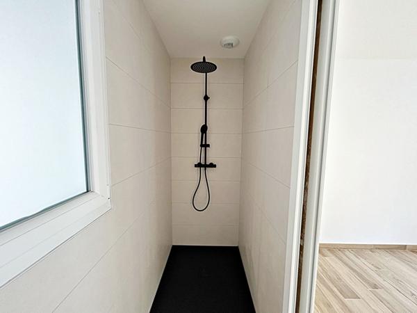 Maison Neuve (2025) à vendre - 4 pièces, 3 chambres - Hyper centre de Roanne