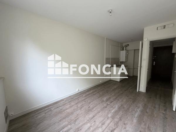 Location Appartement 2 pièces 34.8 m² - 11 RUE SAINT EXUPERY St-martin D'heres 38400