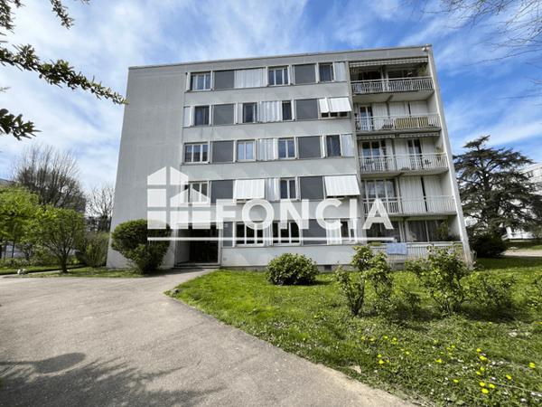 Location Appartement 2 pièces 34.8 m² - 11 RUE SAINT EXUPERY St-martin D'heres 38400
