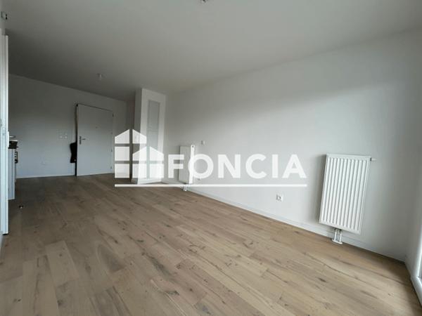 Location Appartement 2 pièces 40.4 m² - AVENUE DE BOLLAERT Lens 62300
