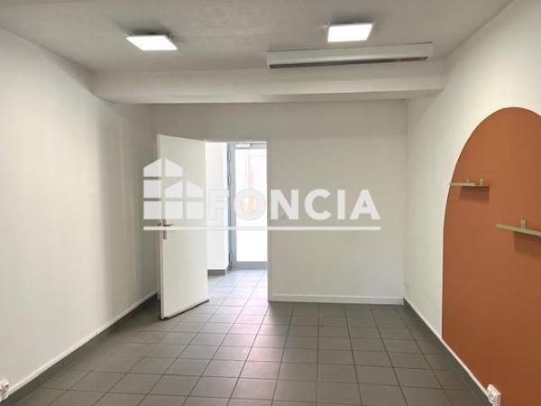 Location Local commercial 1 pièce - Voiron 38500