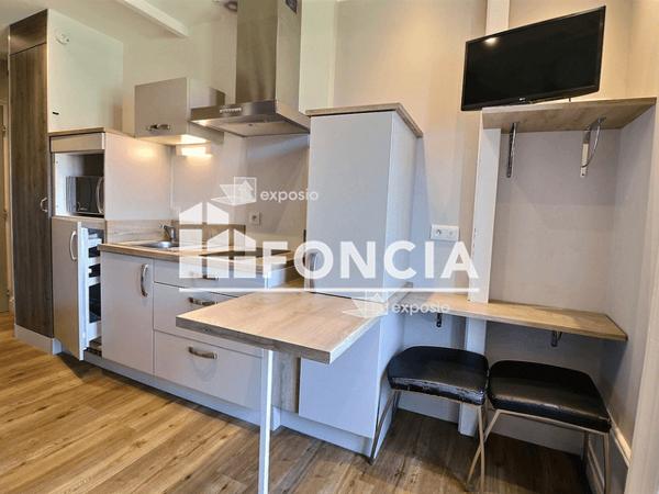 Location Studio meublé 14.11 m² - 4 AVENUE DES FLEURS Aix Les Bains 73100