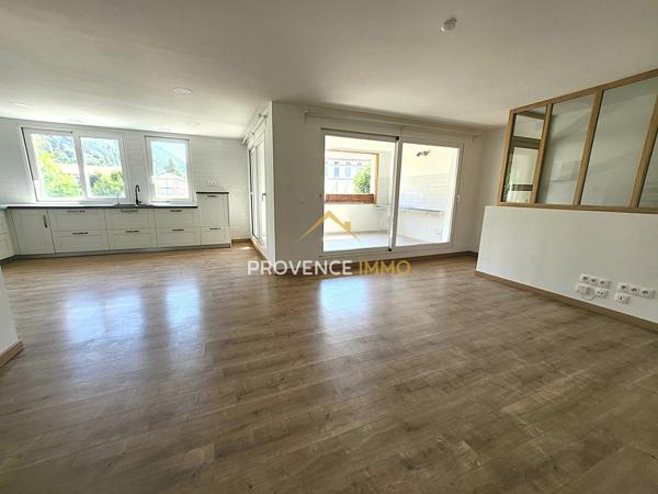 Digne-les-Bains (04000) NOUVEAUTÉ en EXCLUSIVITÉ – APPARTEMENT DUPLEX INVERSÉ DE TYPE 4 – DIGNE-LES-BAINS CENTRE-VILLE