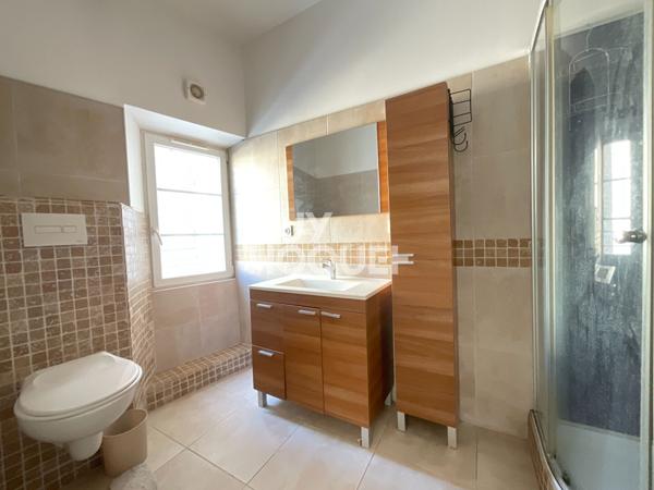 Appartement 2 pièces à vendre à L'Isle-sur-la-Sorgue - Réf 2402