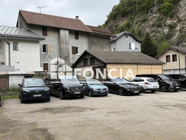 Location Maison 8 pièces 134.76 m² - 11 RUE DU COLONEL DUBOIN Salins Fontaine 73600