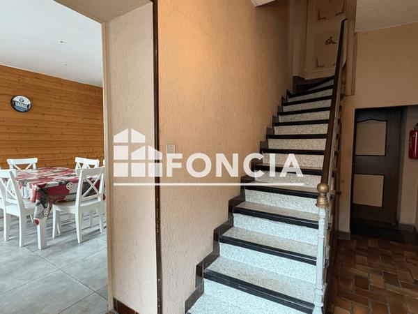 Location Maison 8 pièces 134.76 m² - 11 RUE DU COLONEL DUBOIN Salins Fontaine 73600