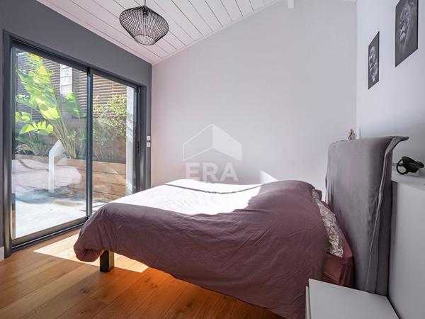 Canet-en-Roussillon, Villa 4 faces à vendre 7 pièces, 5 chambres, garage, jardin et pisicine