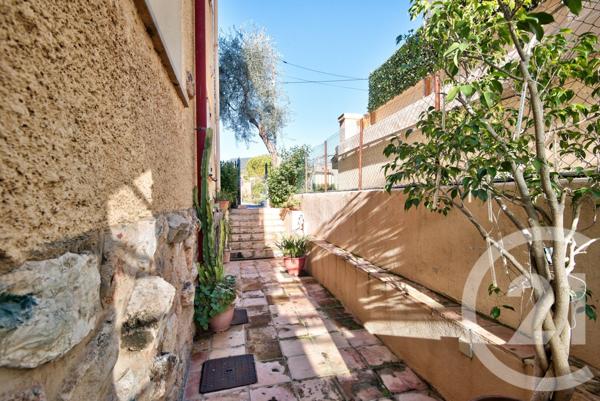 Appartement Atelier D'Artiste à vendre  3 pièces - 81,76 m2 ST JEAN CAP FERRAT - 06