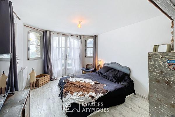 Maison ancienne de caractère avec piscine et lavoir d’époque à Jouars-Pontchartrain