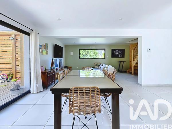 Maison à vendre 5 pièces 112 m² Équemauville