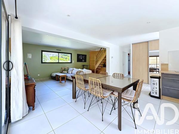 Maison à vendre 5 pièces 112 m² Équemauville
