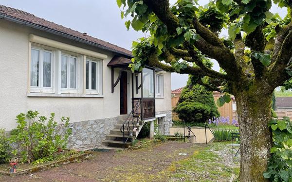 Maison à louer    4 pièces •  Le Palais-sur-Vienne