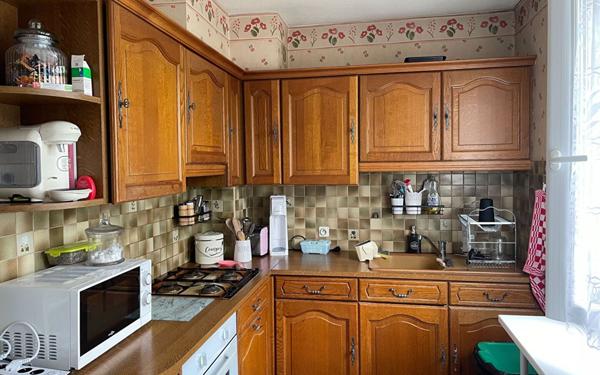 Maison à louer    4 pièces •  Le Palais-sur-Vienne