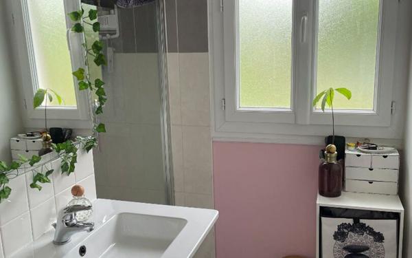 Maison à louer    4 pièces •  Le Palais-sur-Vienne