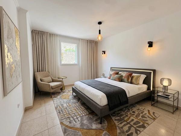 Vente                                                      Villa
                        
                     4 pièces                      146 m2                     à Cantaron