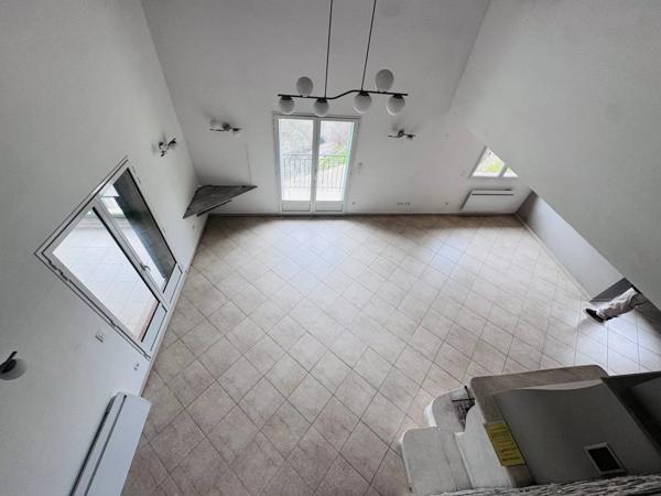 Vente                                                      Villa
                        
                     4 pièces                      146 m2                     à Cantaron