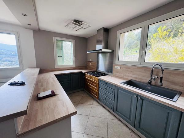 Vente Villa 4 pièces 146 m2 à Cantaron