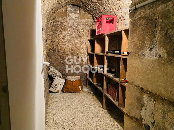 HYPER CENTRE COMPIEGNE - TRES BEL APPARTEMENT de T4 (95 m²) à COMPIEGNE