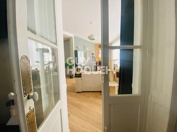 HYPER CENTRE COMPIEGNE - TRES BEL APPARTEMENT de T4 (95 m²) à COMPIEGNE