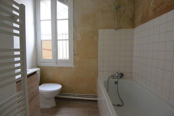 Appartement 1 pièce(s) rénové