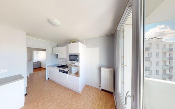 Appartement à louer    3 pièces •  Saint-Étienne