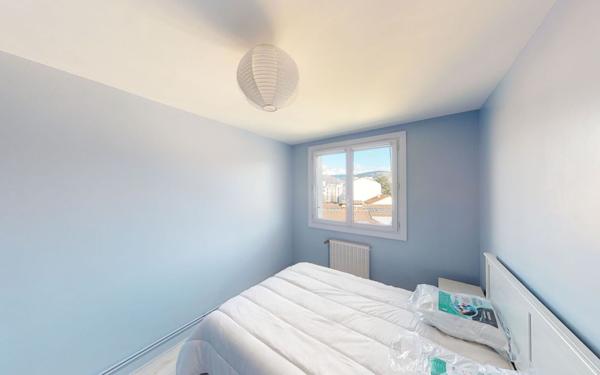 Appartement à louer    3 pièces •  Saint-Étienne